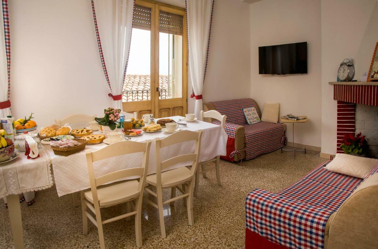 Villagrande Strisaili B&B Aria Ona מראה חיצוני תמונה