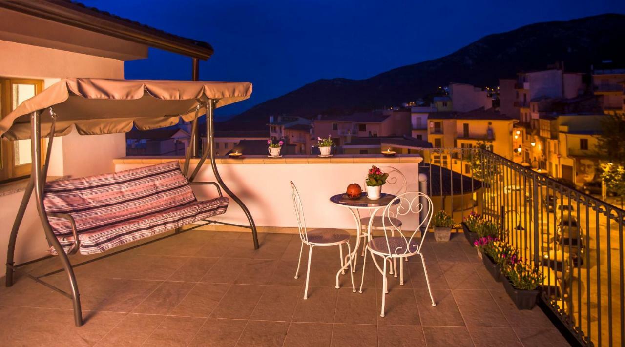 Villagrande Strisaili B&B Aria Ona מראה חיצוני תמונה